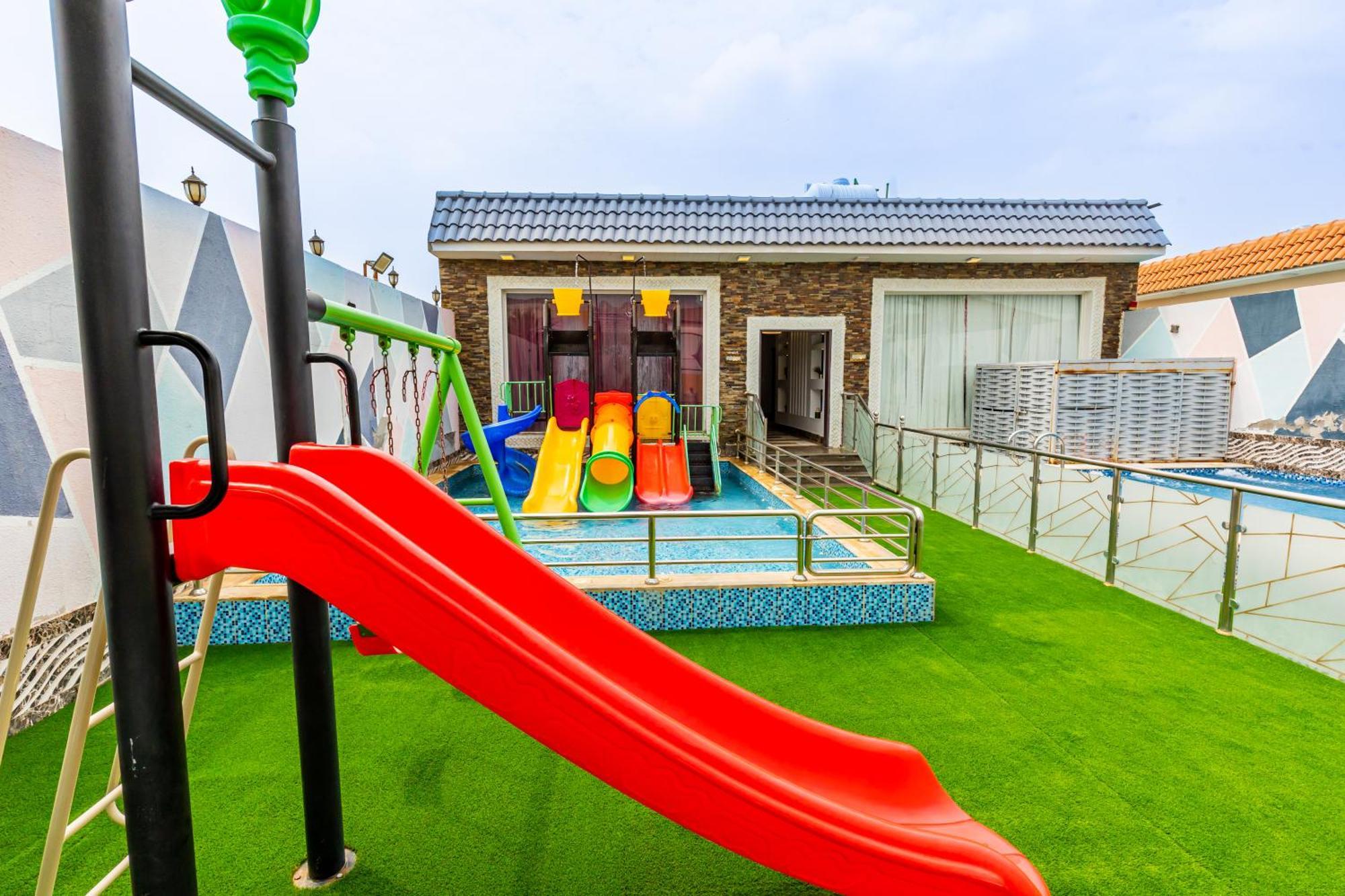 شاليهات الكوخ السويسري وأكوابارك Villa Ash Shishah Bagian luar foto