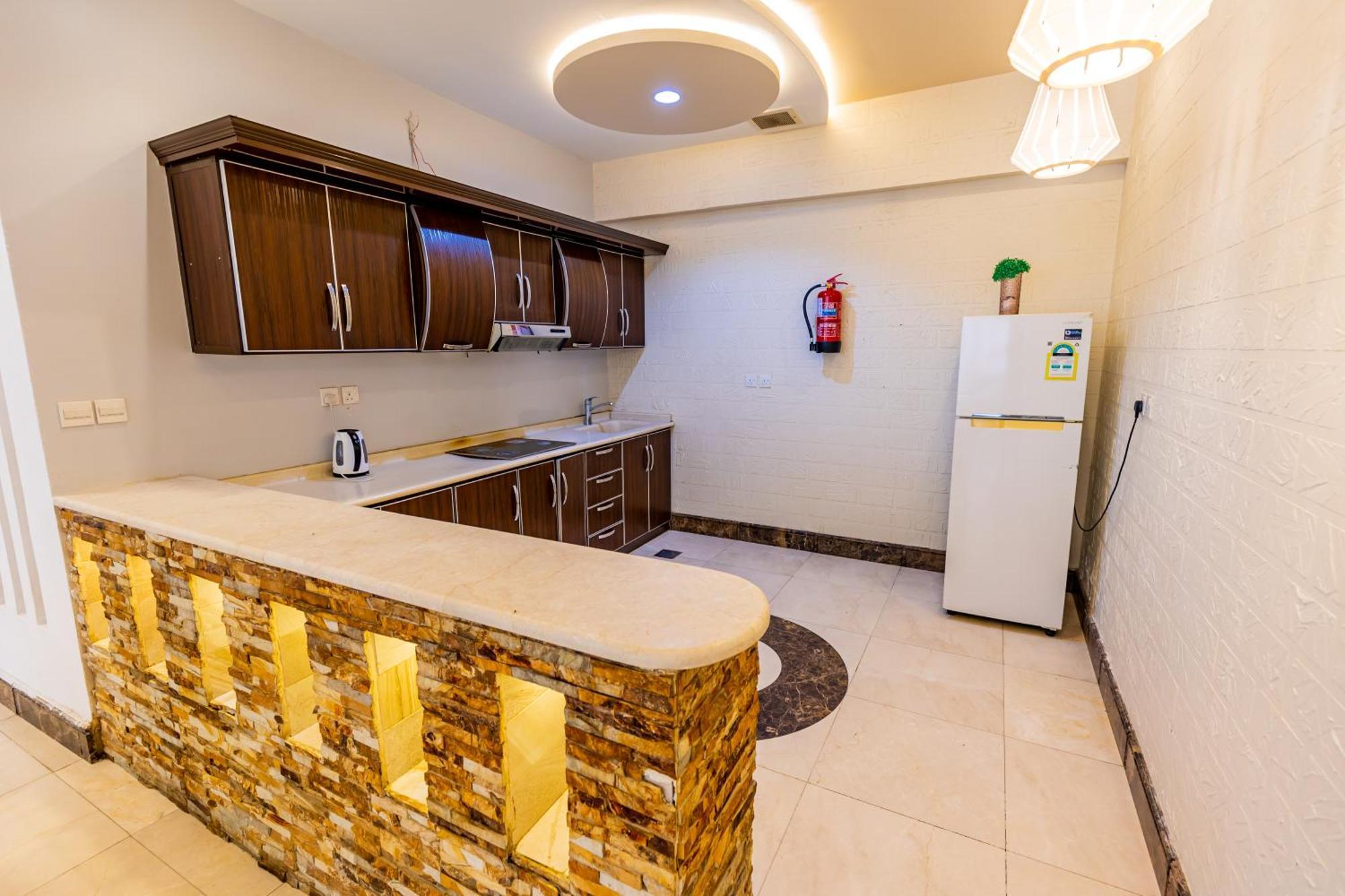 شاليهات الكوخ السويسري وأكوابارك Villa Ash Shishah Bagian luar foto